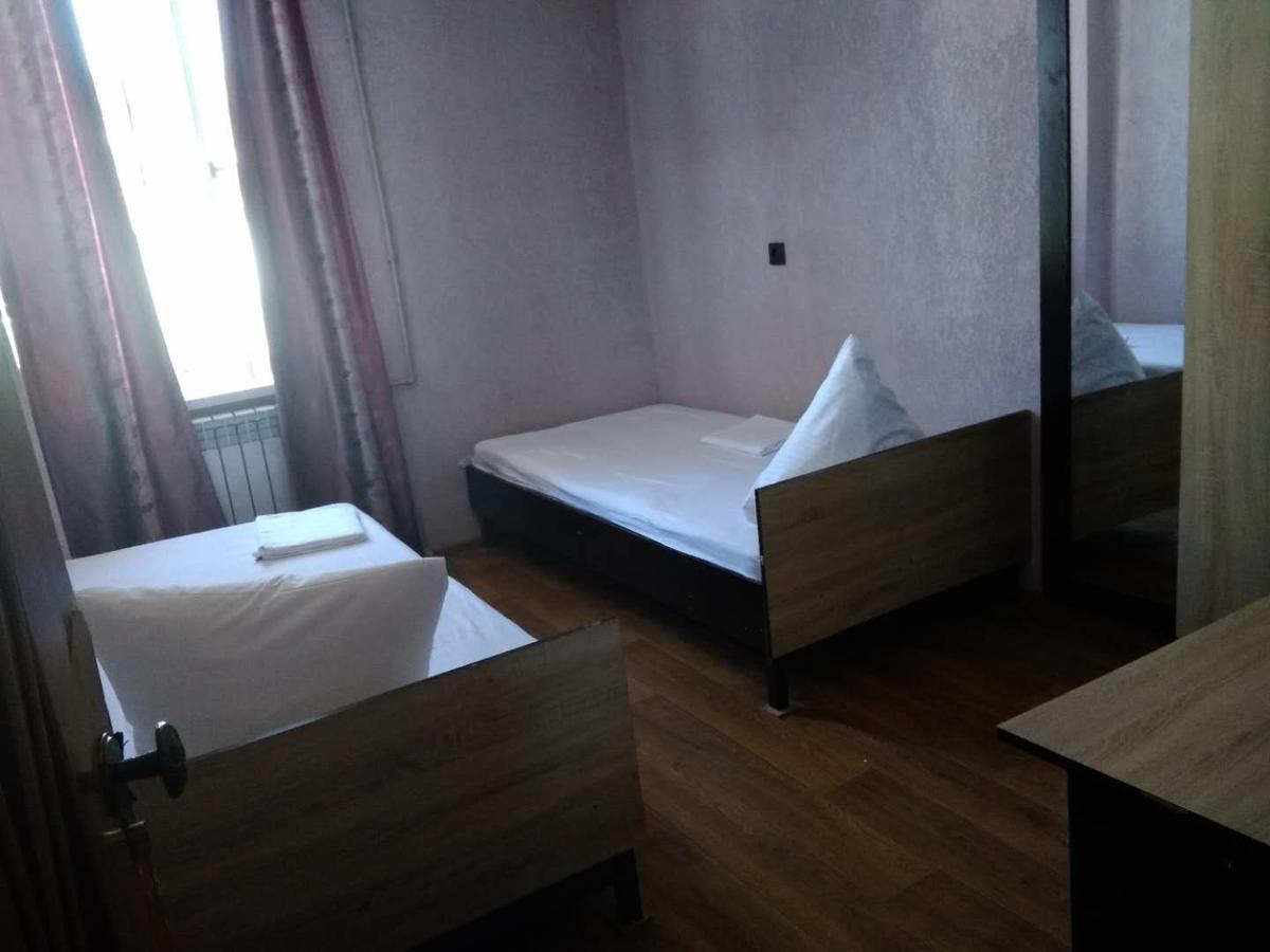Saima Guest House Osh Exterior foto